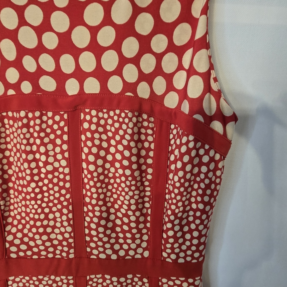 Just TAYLOR Women's Sz 6 sleeveless RED polka dot midi dress  with detail panels - Picture 4 of 7